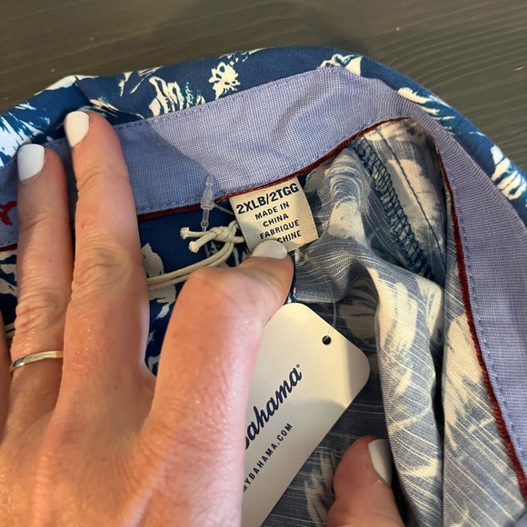 Tommy Bahama Americana Veracruz Cay Flora And Stripes Shirt NWT - Picture 7 of 7